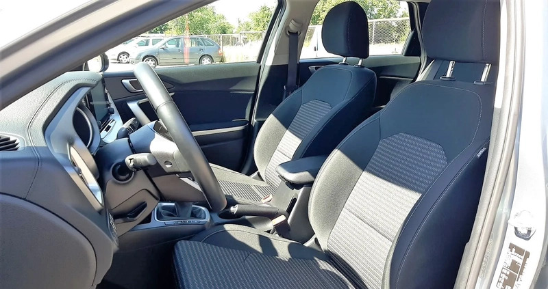 Kia Ceed cena 89900 przebieg: 17794, rok produkcji 2022 z Konin małe 154
